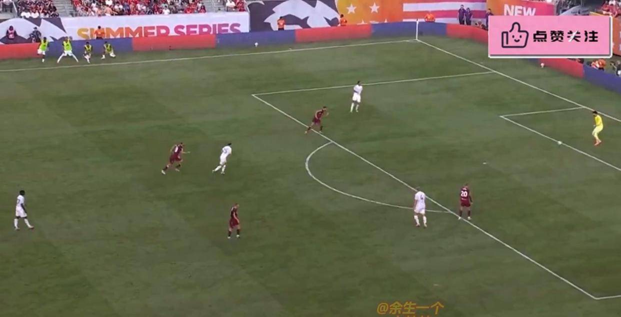 关于跆拳道巡回赛上演强强对话，皖南猎隼队翻盘剑门银狐队，战术调整见效；球迷期待下一战的信息